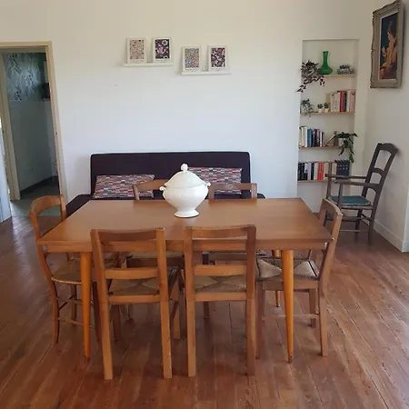 Prázdninový dům Chez Mamie - 7 Personnes A Livrade Sur Lot
