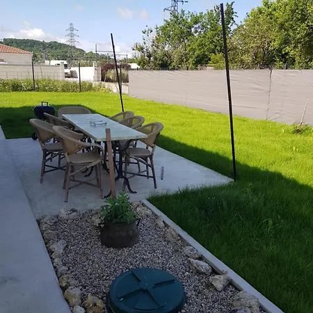 Chez Mamie - 7 Personnes A Livrade Sur Lot Holiday home *